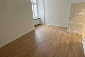 Modernisierte 2-Zimmer Wohnung mit Einbauküche und Duschbad – Ravenéstraße 5, 13347 Berlin – Vorschaubild 2