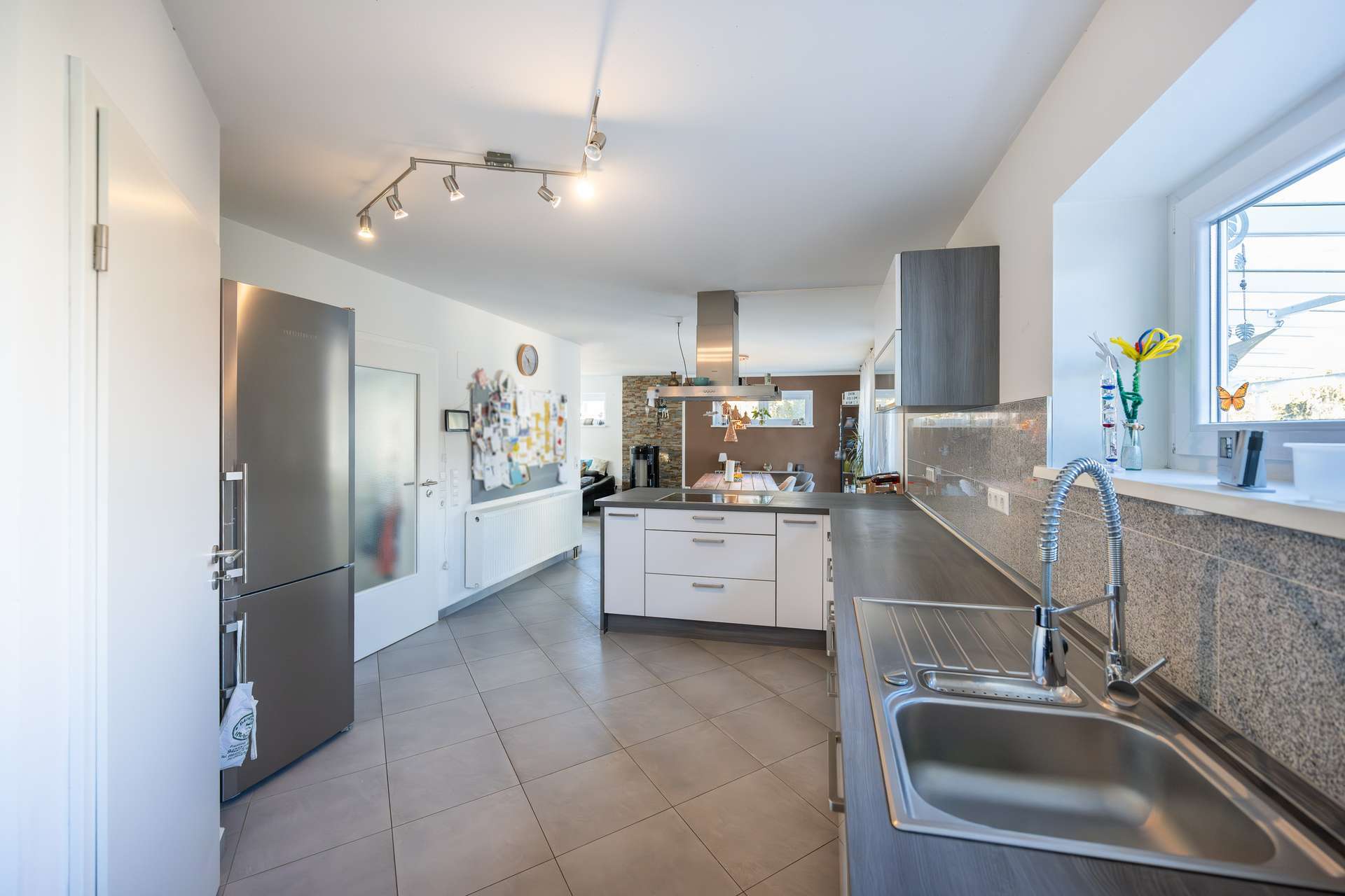 Immobilie in Elchesheim-Illingen - Wohnen mit privater Wellness-Oase im Freien - Bild 8