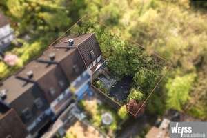 Idylle Pur! Reihenendhaus mit großzügiger Wohn-/Nutzfläche und großem Garten – Schumacherstraße 37, 97209 Veitshöchheim – Vorschaubild 2