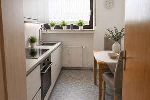 Sofort einziehen: Charmante 3,5 Zimmer Gartenwohnung mit ca. 64 m² in Toplage Rüttenscheid – frei – Veronikastr. 80, 45130 Rüttenscheid, Essen – Vorschaubild 2