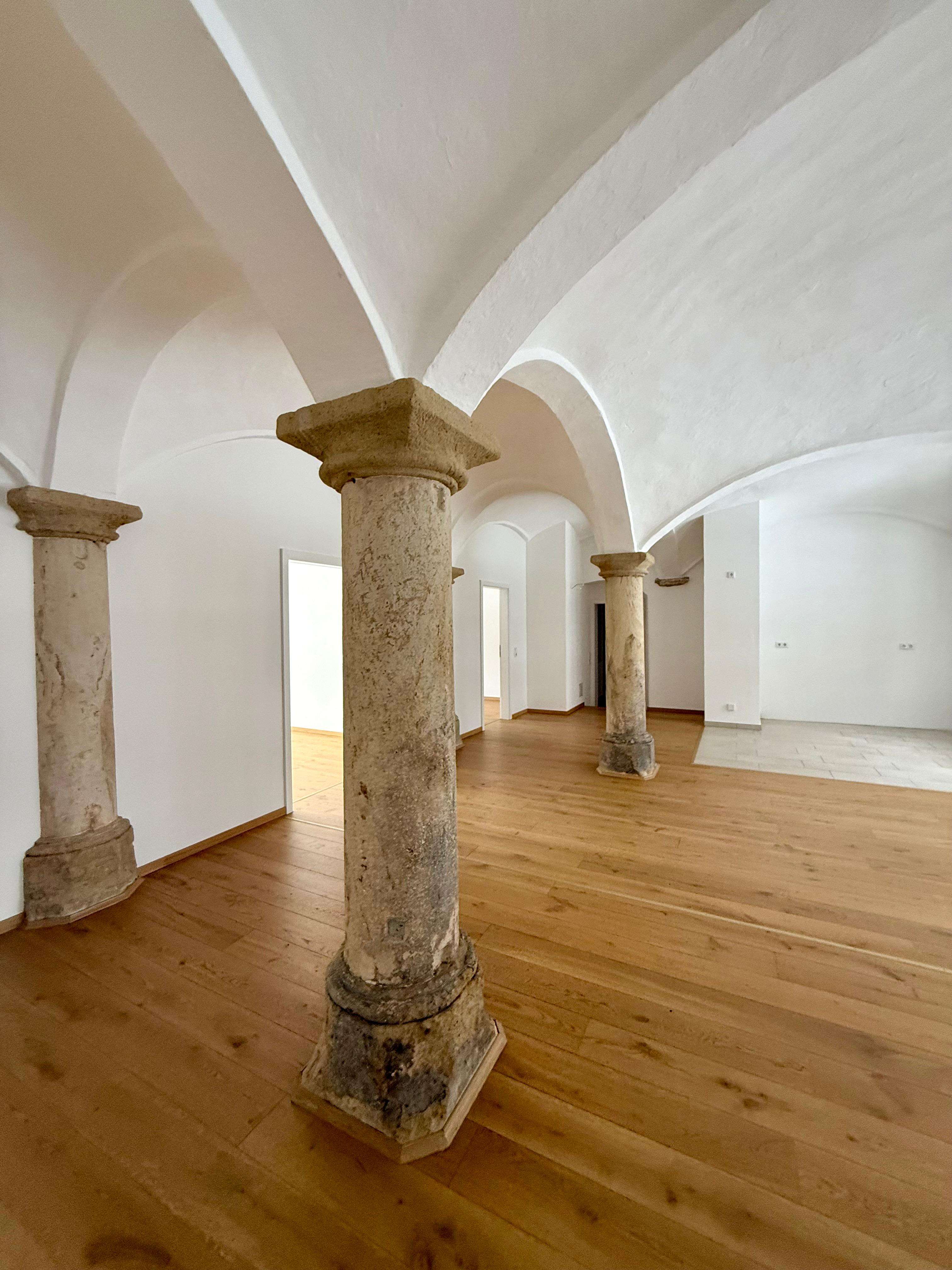 Immobilie in Käbschütztal - 5-Raum-Eigentumswohnung im Gutshaus in Taubenheim zu verkaufen - Bild 1