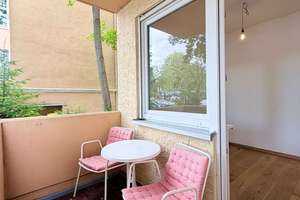 Umfassend modernisierte 2 Zimmer Wohnung mit Balkon und Außenstellplatz im Lichterfelde Kiez – Die vollständige Adresse der Immobilie erhältst du vom Anbieter., 12203 Lichterfelde, Berlin – Vorschaubild 9