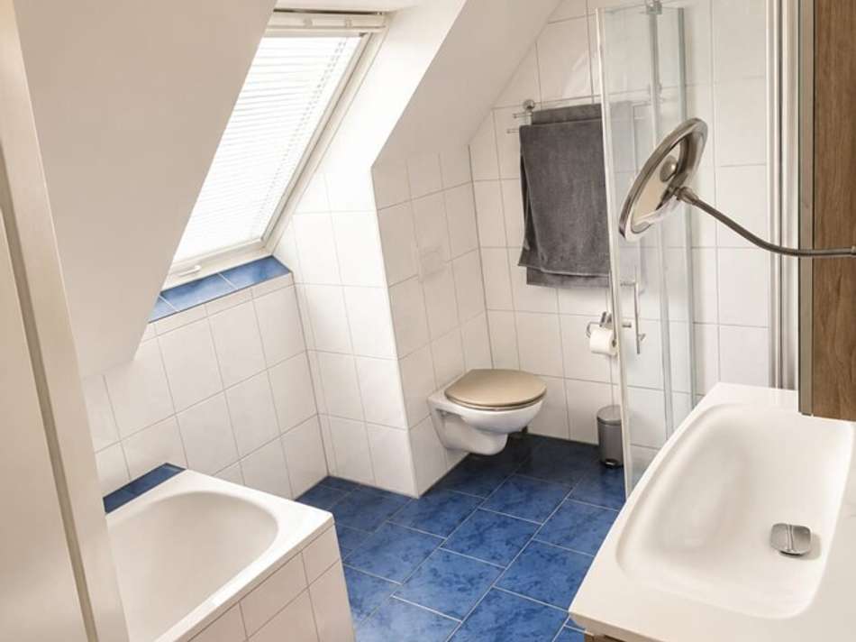 OG-Wanne & Duschbad