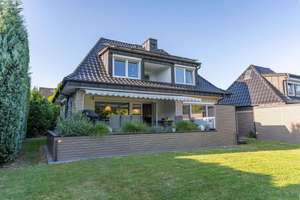 Hochwertig saniertes Einfamilienhaus in ruhiger Lage von Bramfeld – Die vollständige Adresse der Immobilie erhältst du vom Anbieter., 22175 Bramfeld, Hamburg – Vorschaubild 2