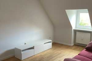Ruhige Dachgeschoß-Wohnung mit EBK in bester Lage von Rüttenscheid  - Ideal für Singles oder Paare – Von-Einem-Strasse 13, 45130 Essen – Vorschaubild 7