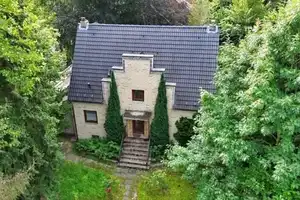 Haus mit Charme und Potenzial – Hamburg – Vorschaubild 1