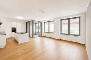 Wohnen mit Charakter: 4-Zimmer-Wohnung in der Maxvorstadt – Die vollständige Adresse der Immobilie erhältst du vom Anbieter., 80335 Marsfeld, München – Vorschaubild 3
