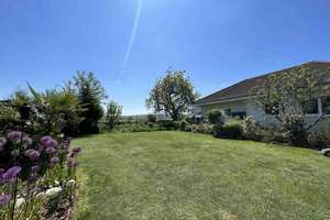 Neuwertiges, freistehendes Traumhaus mit sonnigem Garten und Fernblick in 1-A-Wohnlage – Bad Kreuznach (Kreis) – Vorschaubild 3