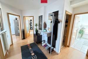 Über den Dächern von Düsseldorf: Große Galerie-Maisonette-Wohnung mit Aufzug u. Dachterrasse, frei ! – Die vollständige Adresse der Immobilie erhältst du vom Anbieter., 40589 Holthausen, Düsseldorf – Vorschaubild 4
