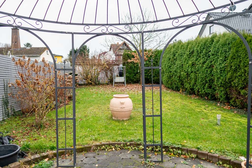 Immobilie in Hünfelden - Großzügiges und gepflegtes Haus mit Appartement - Nähe Limburg - Hünfelden - Bild 2