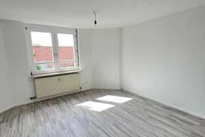 Neu renoviert 2-Zi. Wohnung mit EBK und Balkon – Stuttgart – Vorschaubild 5
