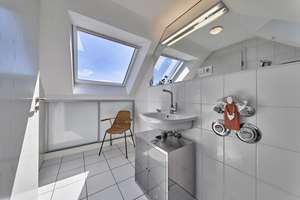 WOHNEN AUF 2 EBENEN! 4 Zimmer Maisonette mit Stellplatz, Fußbodenheizung und Balkon in ruhiger Lage – Die vollständige Adresse der Immobilie erhältst du vom Anbieter., 65205 Erbenheim, Wiesbaden – Vorschaubild 15