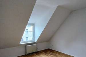 360°-Rundgang - 4-Zimmer-Wohnung in begehrter, zentraler Lage von Wuppertal – Kiefernstr. 5, 42283 Barmen, Wuppertal – Vorschaubild 5
