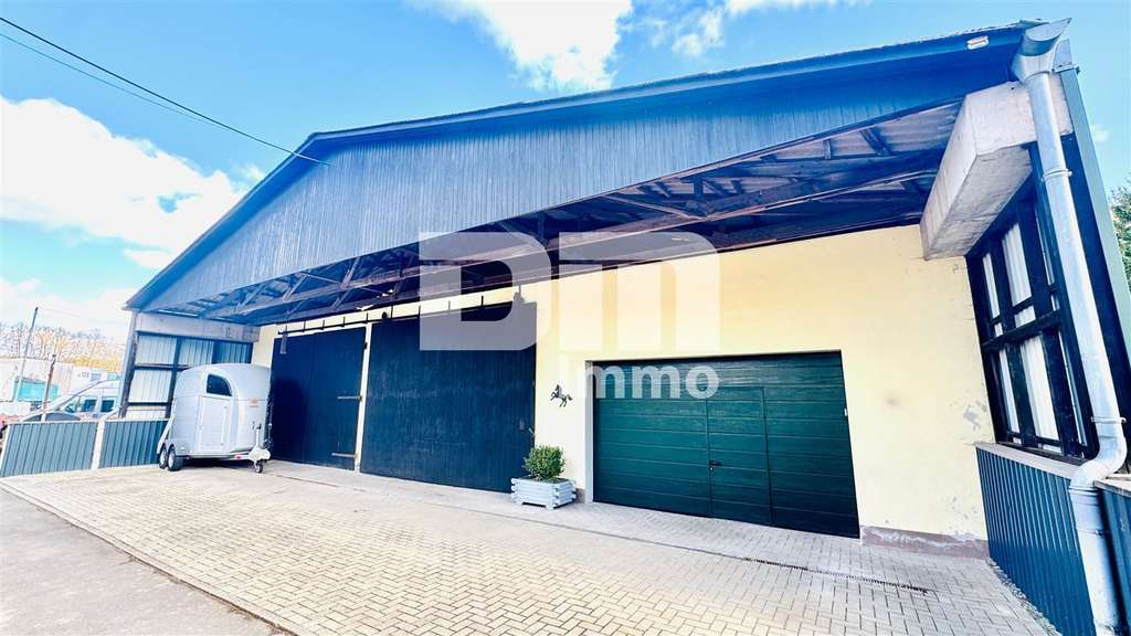 Immobilie in Waldkappel - Wohnensemble mit Platz für Visionen: Saniertes Fachwerkhaus / Scheune + Halle mit Paddock - Bild 1