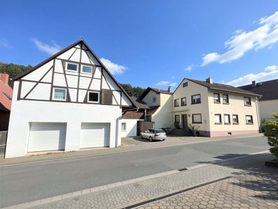 Attraktives Wohn- und Anlageensemble in ruhiger Ortsrandlage von Wald-Amorbach