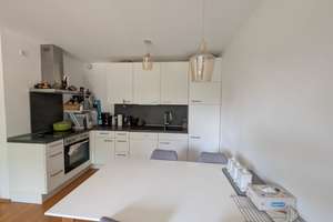 Wohntraum mit Balkon, Einbauküche und Stellplatz in Niehl – Nesselrodestraße 18e, 50735 Niehl, Köln – Vorschaubild 2