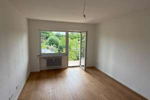 Erstbezug nach Sanierung: 3,5-Zimmer-Wohnung + Sackgassenendlage + große Fensterfronten + Balkon – Koerstr. 7, 44143 Wambel, Dortmund – Vorschaubild 2