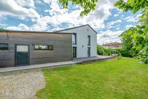 Klassik trifft Moderne! Sanierte Villa mit großem Grundstück in ausgesuchter Lage. – Die vollständige Adresse der Immobilie erhältst du vom Anbieter., 84307 Eggenfelden – Vorschaubild 5