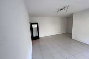 Helle, gut geschnittene 1,5-Zimmer-Wohnung mit Balkon & EBK in Solingen-Gräfrath – Schlagbaumer Straße 154, 42653 Gräfrath, Solingen – Vorschaubild 9