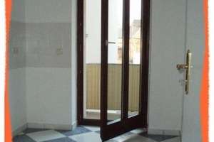 3-Zimmer-Wohnung in Zwickau mit BALKON und schön gemütlich!