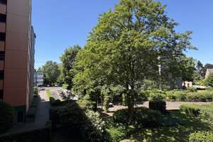 Helle  2-Zimmer-Wohnung mit Balkon in Köln-Lövenich – Siegstraße 6, 50859 Lövenich, Köln – Vorschaubild 3