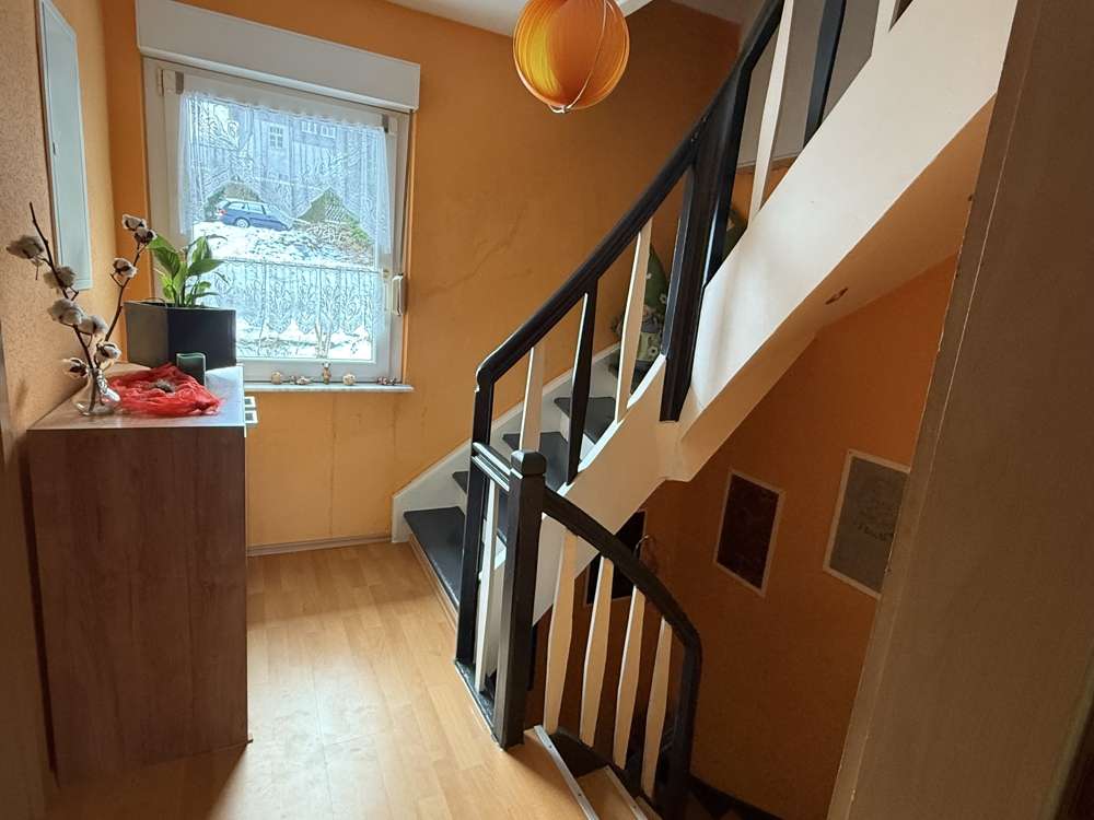 Immobilie in Ratzert - Großzügiges Einfamilienhaus mit Doppelgarage und Garten in Woldert! - Bild 8