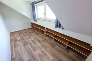 Gepflegte kleine 3-Zi.-Wohnung in 1A-Wohnlage von Coburg-Stadt - Bereich Pilgramsroth / Lange Gasse – Die vollständige Adresse der Immobilie erhältst du vom Anbieter., 96450 Mitte, Coburg – Vorschaubild 4