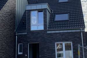 Geräumiges 5-Zimmer-Haus Baujahr 2020 in Mönchengladbach-Giesenkirchen-Mitte