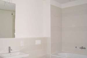 Exklusive 2-Zimmer-Wohnung mit EBK, Parkett und Balkon im "John Park"..... MITTEN IN MITTE! – Scharnhorststr. 31, 10115 Mitte (Ortsteil), Berlin – Vorschaubild 7