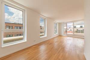 Lichtdurchflutete Dachterrassenwohnung mit Blick auf die HafenCity Skyline – Die vollständige Adresse der Immobilie erhältst du vom Anbieter., 20539 Rothenburgsort, Hamburg – Vorschaubild 2