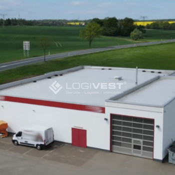 Großzügige Lagerhalle mit integrierter Ausstellungsfläche und Freifläche!