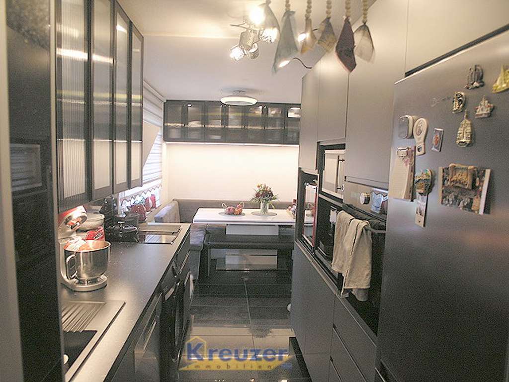 Immobilie in Baienfurt - Modernisiert * Gepflegt * Kurzfristig beziehbar - Tolle 4-Zimmerwohnung im 5. OG mit Aufzug !    - Bild 4