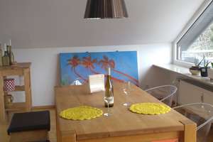 Stilvolle Dachgeschosswohnung mit vier Zimmern (teilmöbliert) in Karlsruhe-Wolfartsweier – Talwiesenstraße 19, 76228 Wolfartsweier, Karlsruhe – Vorschaubild 5