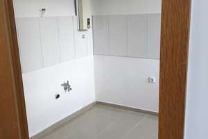 Tolle Helle Wohnung im Penthouse-Stil 3-Zimmer-Wohnung mit Balkon in Düsseldorf-Rath – Am Gatherhof 4, 40472 Rath, Düsseldorf – Vorschaubild 4