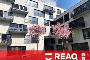 Luxuriöse 2-Zimmer-Wohnung mit Parkblick und Loggia!