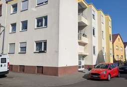 Haus vorne und Seite