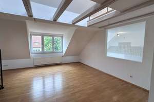 Ca. 110m² Nutzfläche mit Balkon - schöne 2,5 Zimmer DG-Galerie Wohnung im Stadtteil Borntal – Die vollständige Adresse der Immobilie erhältst du vom Anbieter., 99092 Andreasvorstadt, Erfurt – Vorschaubild 4