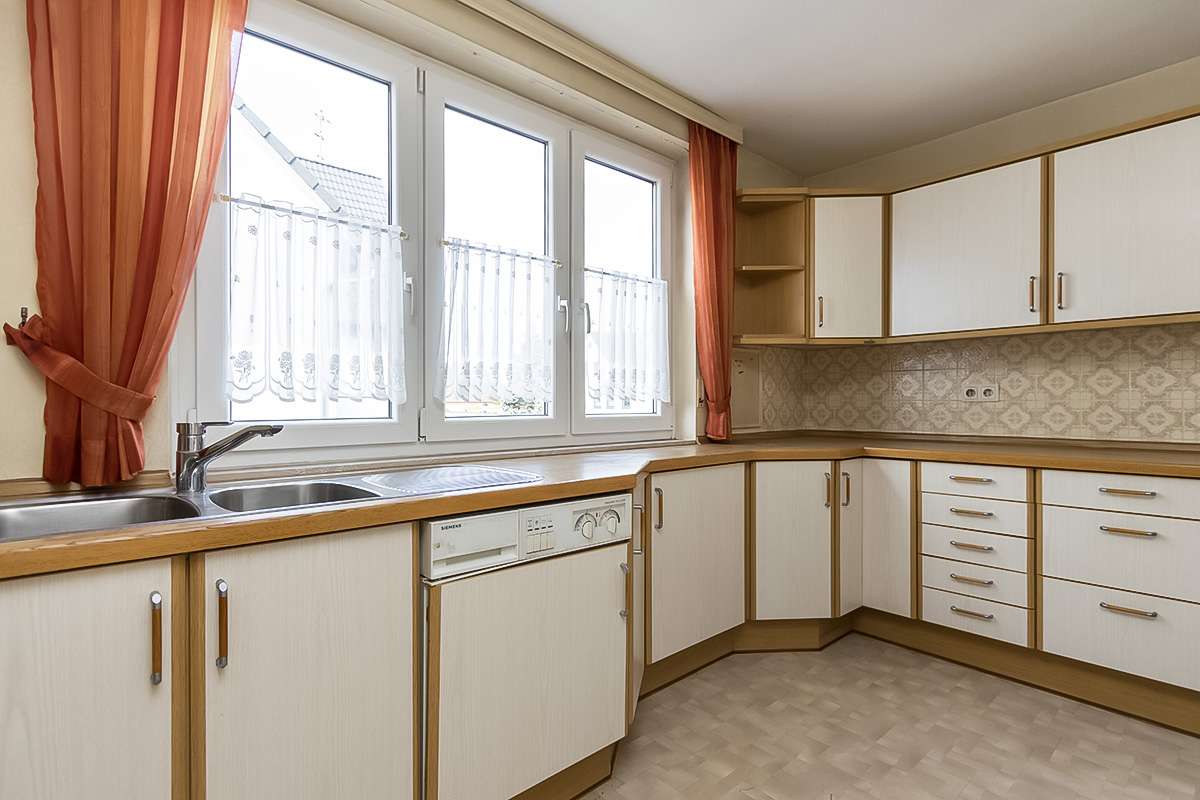 Immobilie in Winterlingen - Wohnen, Arbeiten unter einem Dach ... charmantes Wohn- und Geschäftshaus mit Nebengebäude - Bild 1