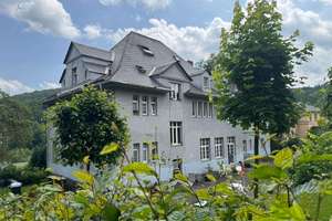 Großes Mehrfamilienhaus in zentraler Lage von Schneeberg! – Die vollständige Adresse der Immobilie erhältst du vom Anbieter., 8289 Schneeberg – Vorschaubild 1
