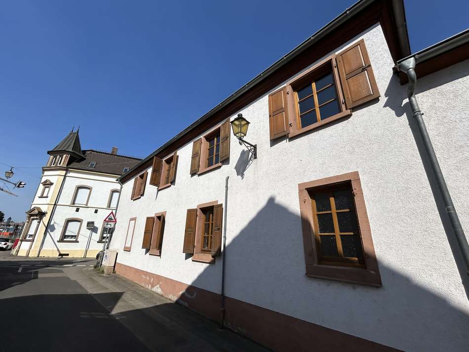 Straßenansicht