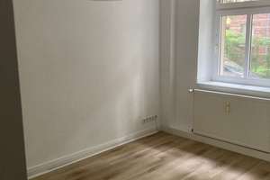 Eine tolle  2-Zimmer-Erdgeschosswohnung in Düsseldorf-Benrath – Die vollständige Adresse der Immobilie erhältst du vom Anbieter., 40597 Benrath, Düsseldorf – Vorschaubild 3