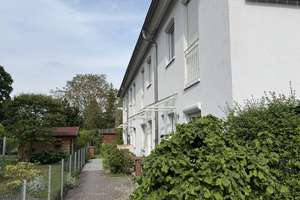 Von Privat: Schönes 4-Zimmer-RMHaus zur Miete in Eschborn-Niederhöchstadt – Die vollständige Adresse der Immobilie erhältst du vom Anbieter., 65760 Eschborn – Vorschaubild 2