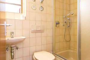 Property thumbnail 11