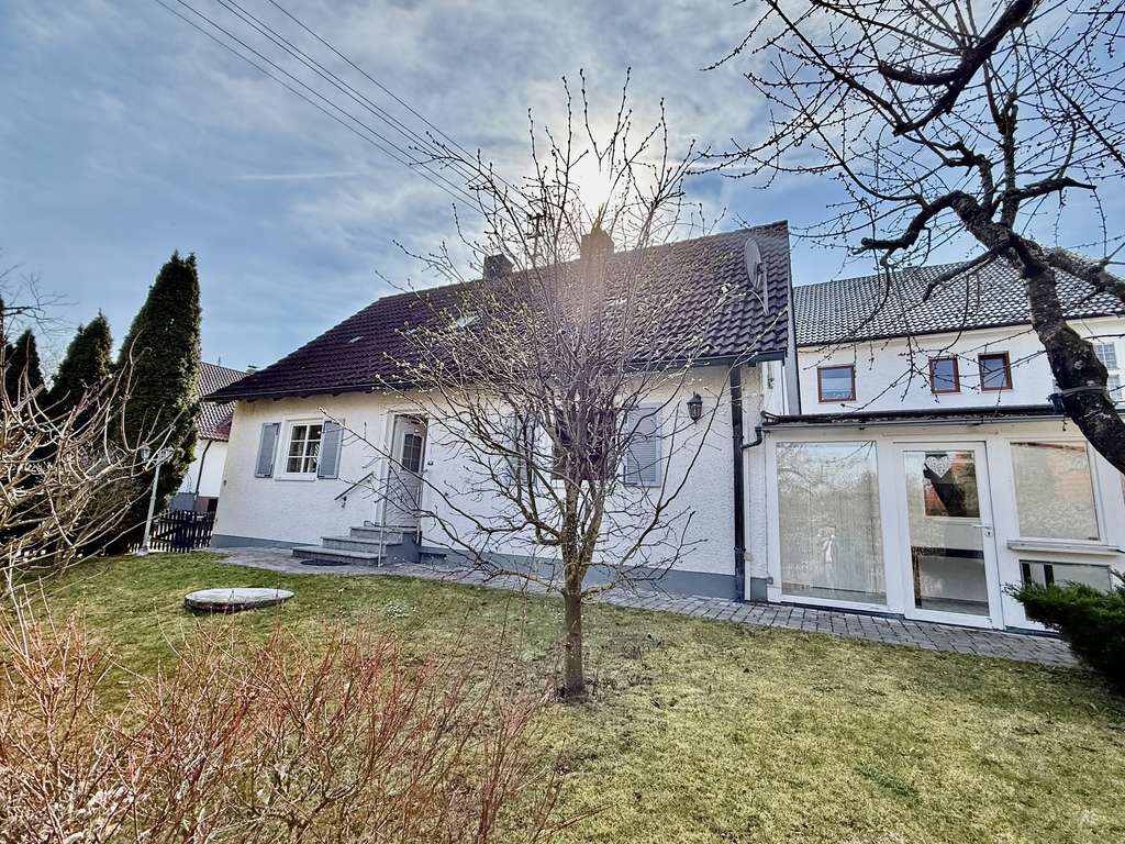 Immobilie in Gablingen - ***Haus mit Charakter sucht neue Ideen – freistehendes Einfamilienhaus mit Potenzial - Bild 4