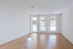 ** Helle 2 Zimmer-Wohnung mit BALKON in Hellerhof ** – 40595 Hellerhof, Düsseldorf – Vorschaubild 1