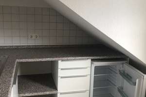 Uninahe  neu sanierte 1,5-Zi.-DG-Whg. möbliert mit hellem Mobilar und Küche – Schützenstr. 00, 76137 Südstadt, Karlsruhe – Vorschaubild 8