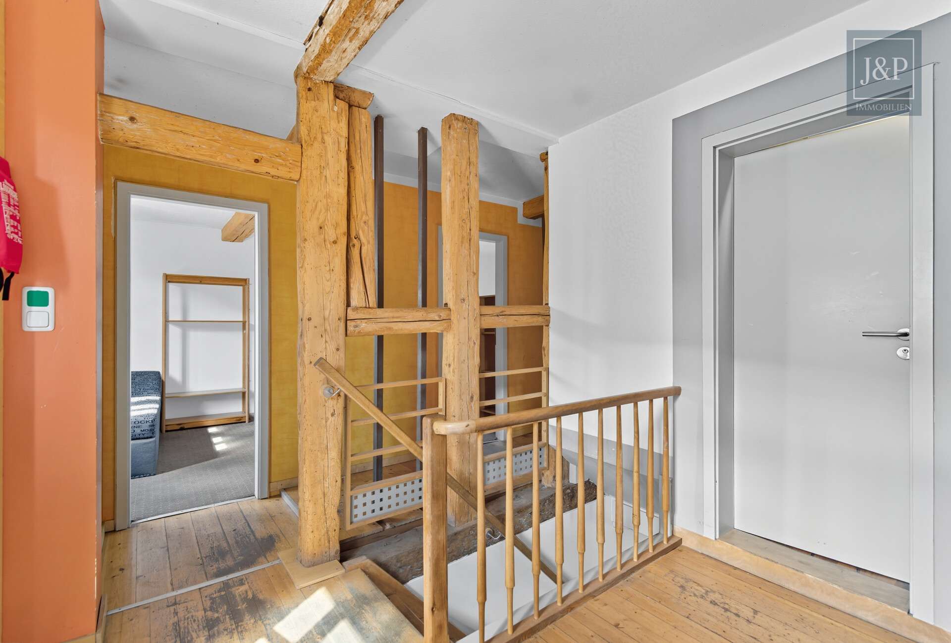 Immobilie in Bruchköbel - Zentral & vielseitig: Großes Fachwerkhaus mit Einliegerwohnung und Nebengebäuden! - Bild 17