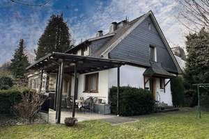 Großzügiges, freistehendes Ein- /Zweifamilienhaus! – Die vollständige Adresse der Immobilie erhältst du vom Anbieter., 42555 Langenberg, Velbert – Vorschaubild 2