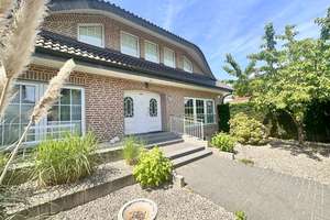 ***Haus im Haus mit XXL-Garage und sonnigem Südgarten in Mennrath-direkt an Feld und Wald*** – Die vollständige Adresse der Immobilie erhältst du vom Anbieter., 41179 Rheindahlen-Land, Mönchengladbach – Vorschaubild 2