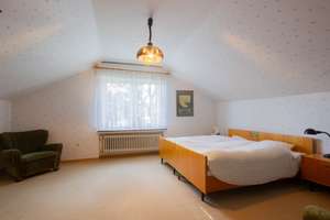 Zentral gelegenes, solides Wohnhaus auf großem Grundstück in Ense-Höingen – Die vollständige Adresse der Immobilie erhältst du vom Anbieter., 59469 Ense – Vorschaubild 10